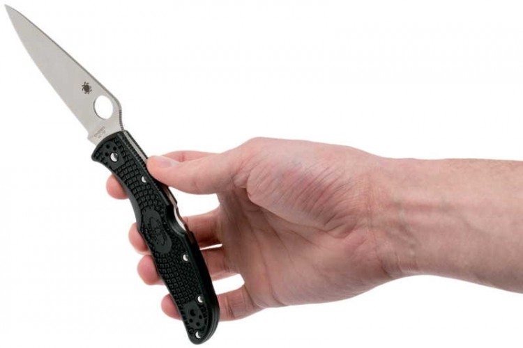 Нож Spyderco Endura 4 Lightweights Black 10FPBK