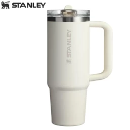 Термокружка Stanley Quencher Protour с трубочкой 0,887L Кремовая
