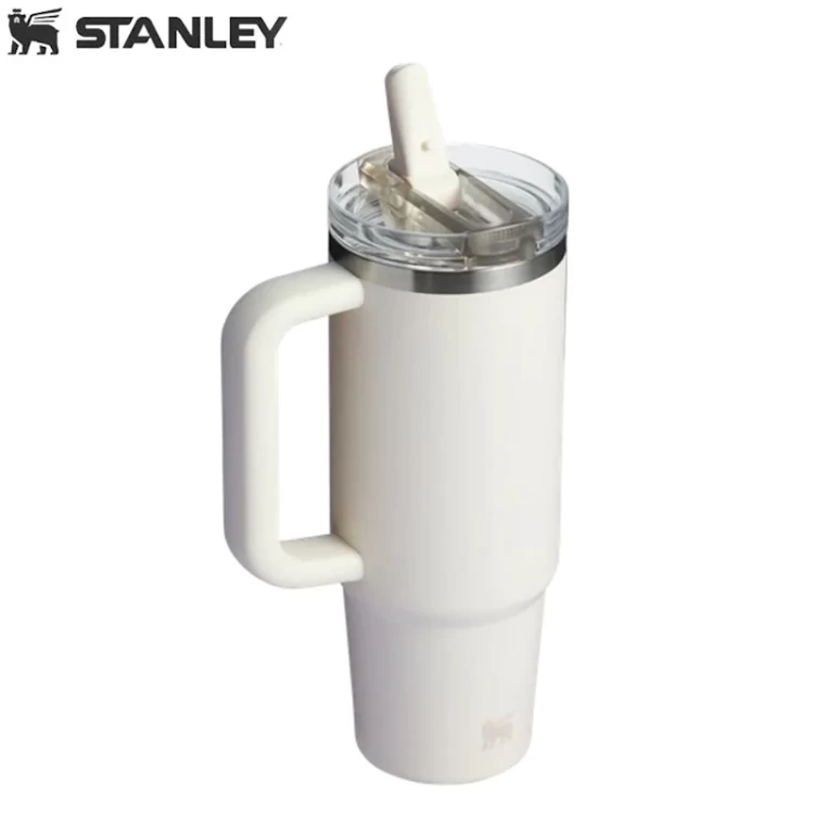 Термокружка Stanley Quencher Protour с трубочкой 0,887L Кремовая