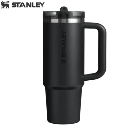 Термокружка Stanley Quencher Protour с трубочкой 0,887L Чёрная