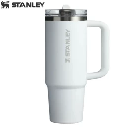 Термокружка Stanley Quencher Protour с трубочкой 0,887L Белая