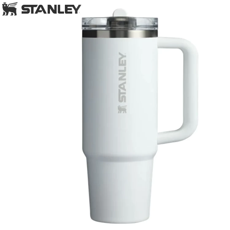 Термокружка Stanley Quencher Protour с трубочкой 0,887L Белая