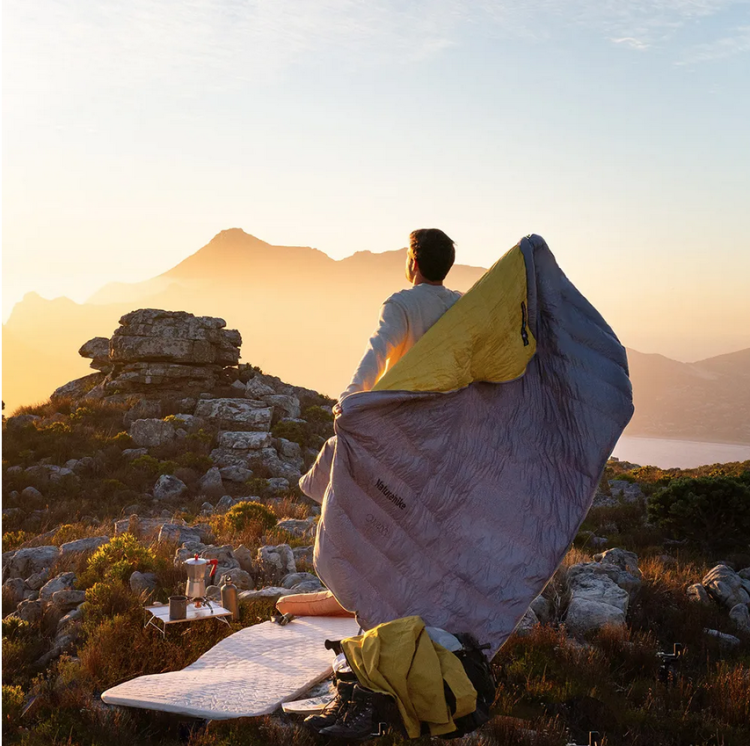 Naturehike NH22YD002 CW1000 из утиного пуха серый (размер M/L) Naturehike NH22YD002 CW1000 из утиного пуха серый (размер M/L)