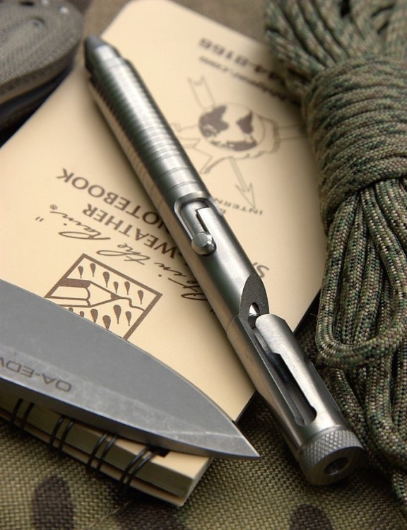 Тактическая ручка Boker 09bo089 Tactical Pen Titanium