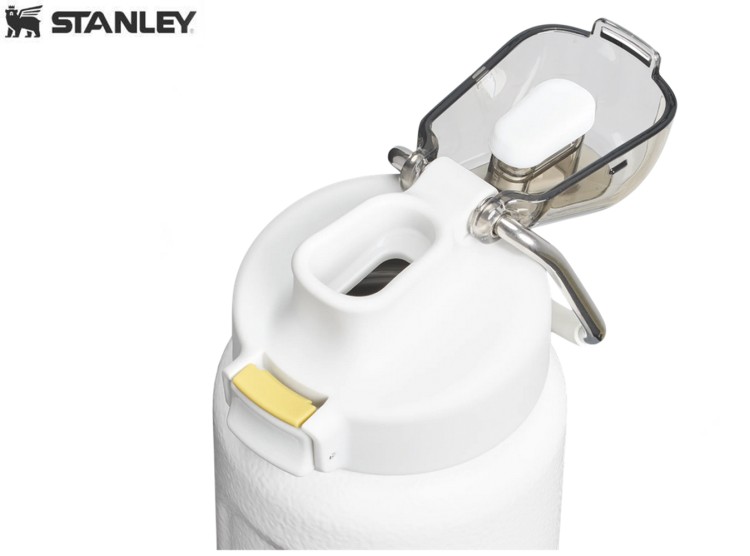 Термобутылка Stanley The Wellspring Bottle 0,709L Белая Термобутылка Stanley The Wellspring Bottle 0,709L Белая