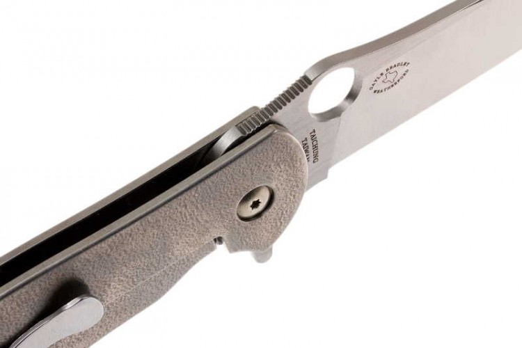 Нож Spyderco Advocate 214TIP
