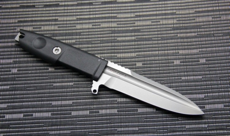 Нож Extrema Ratio Defender 2 Stonewashed Blade